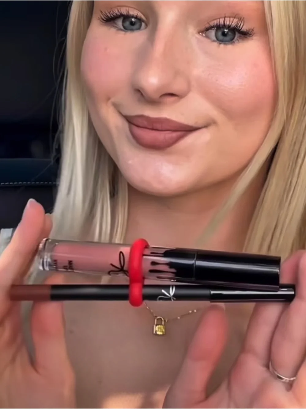 huda beauty Jelly Stained Lips Lippy Links - Holds Lip Product and Lip Liner New